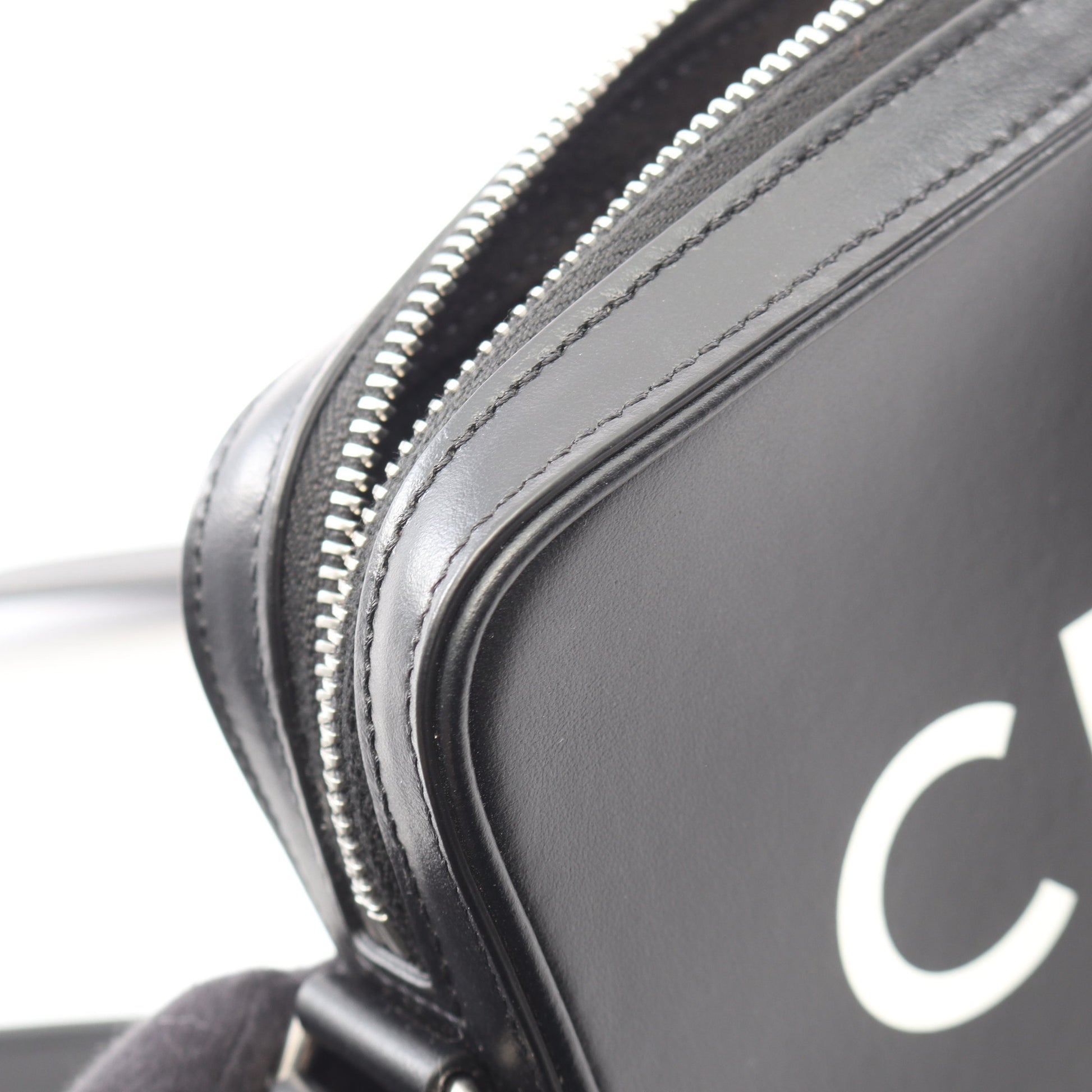 ミディアム メッセンジャーバッグ ショルダーバッグ レザー ブラック セリーヌ バッグ CELINE