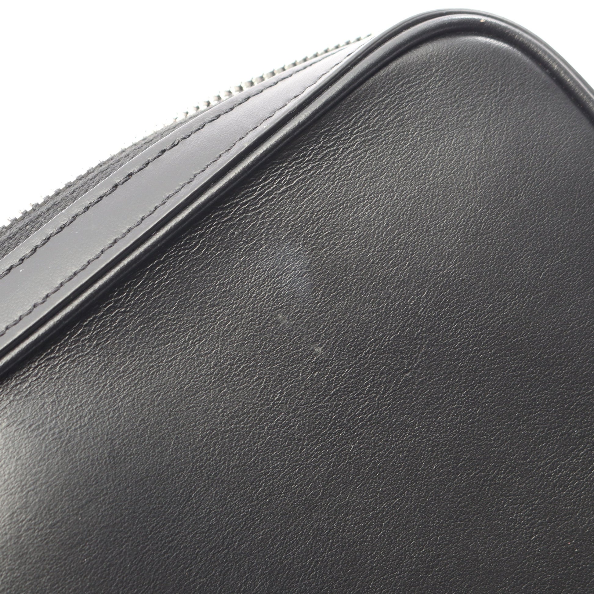 ミディアム メッセンジャーバッグ ショルダーバッグ レザー ブラック セリーヌ バッグ CELINE