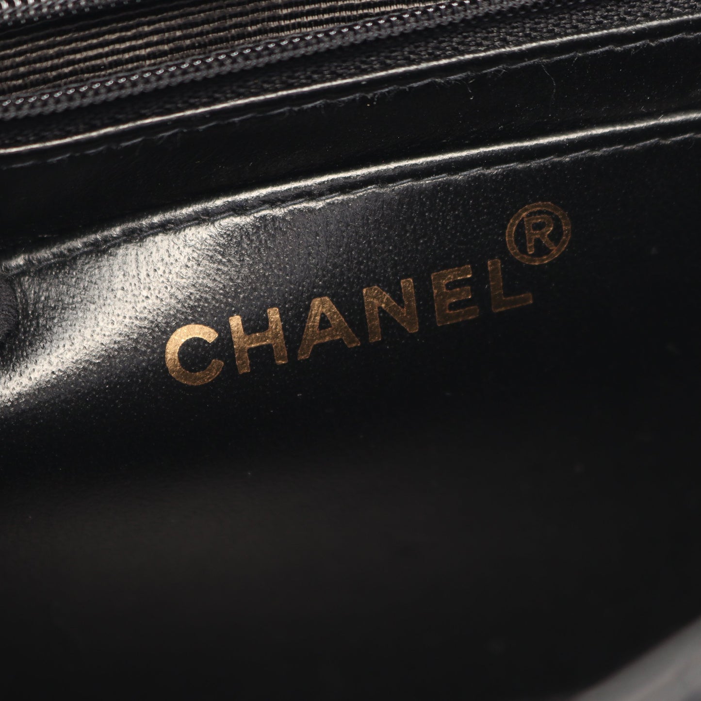 マトラッセ Wチェーンショルダーバッグ ラムスキン ブラック ゴールド金具 シャネル バッグ CHANEL