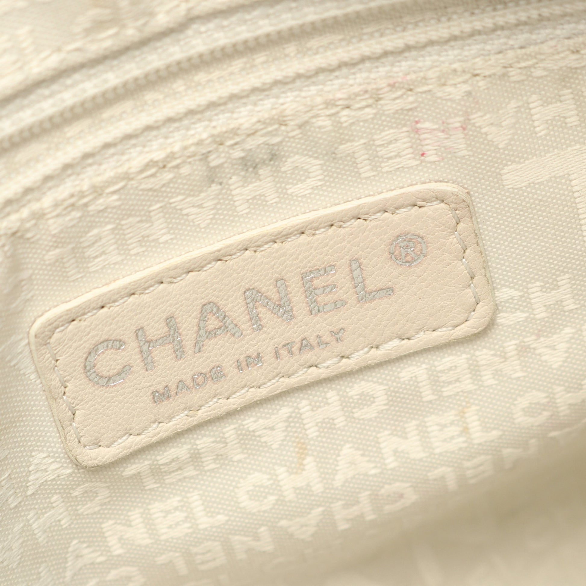 ワイルドステッチ チェーンショルダーバッグ ラムスキン ブラック シルバー金具 シャネル バッグ CHANEL