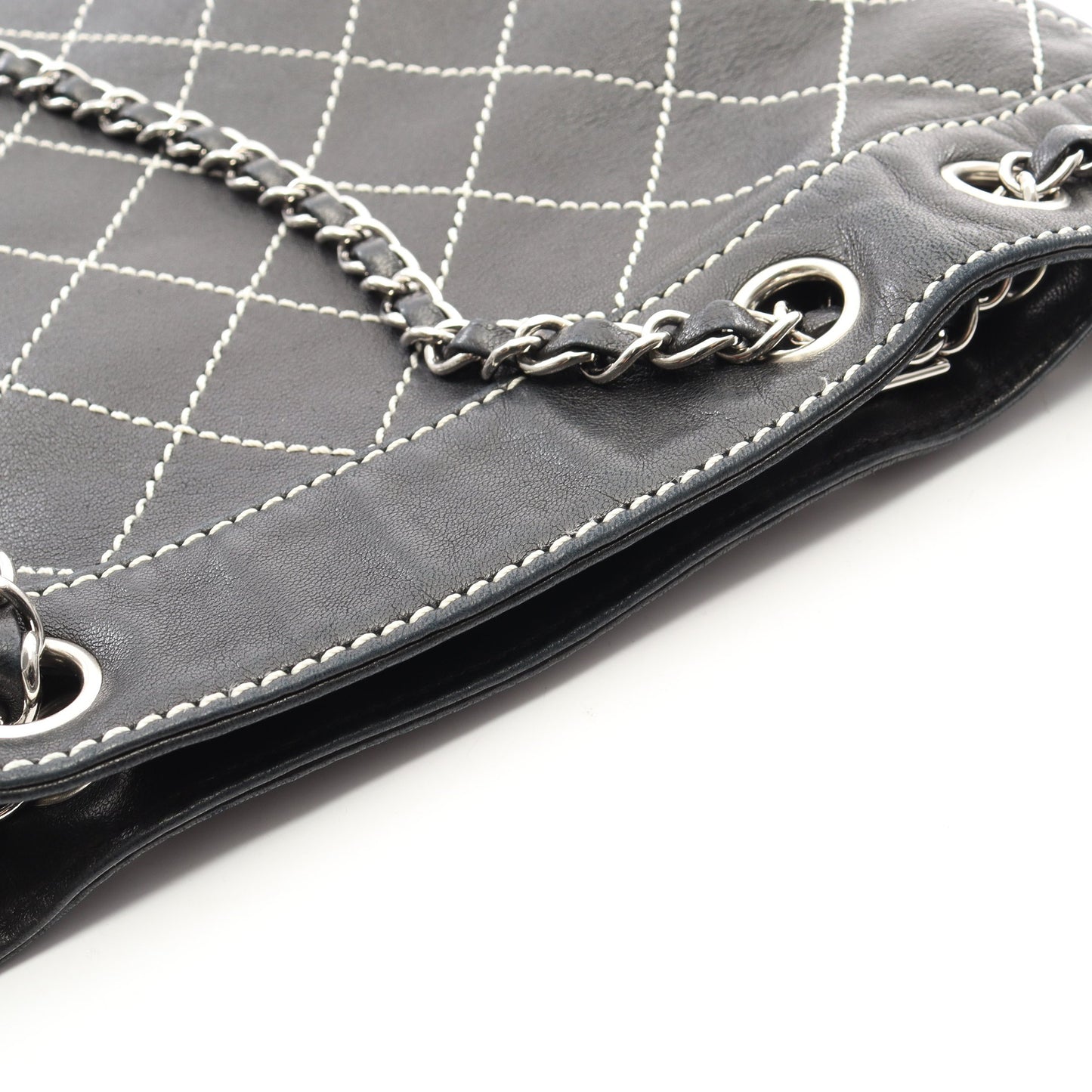 ワイルドステッチ チェーンショルダーバッグ ラムスキン ブラック シルバー金具 シャネル バッグ CHANEL