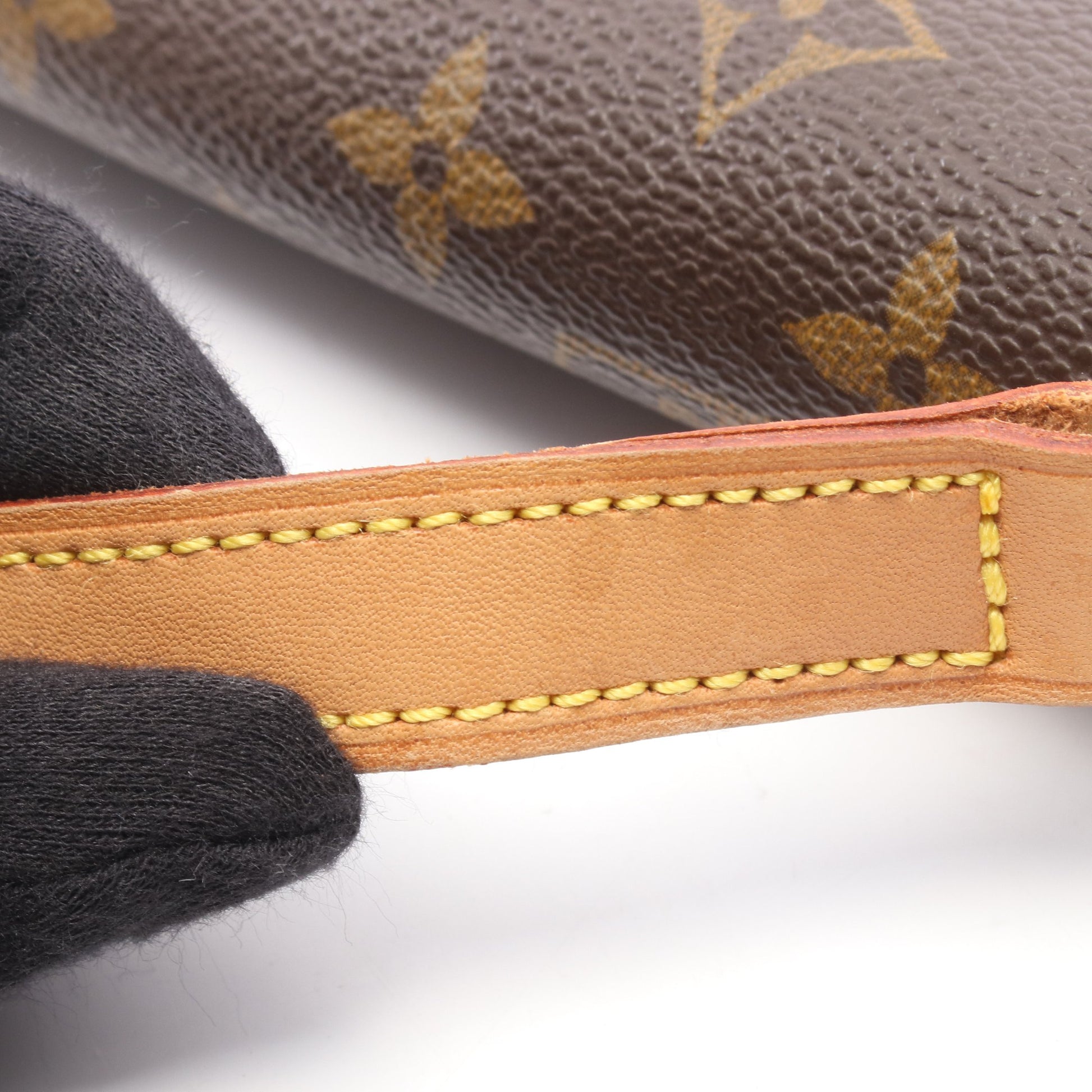 ミュゼットタンゴ ショートストラップ モノグラム ショルダーバッグ PVC レザー ブラウン ルイヴィトン バッグ LOUIS VUITTON
