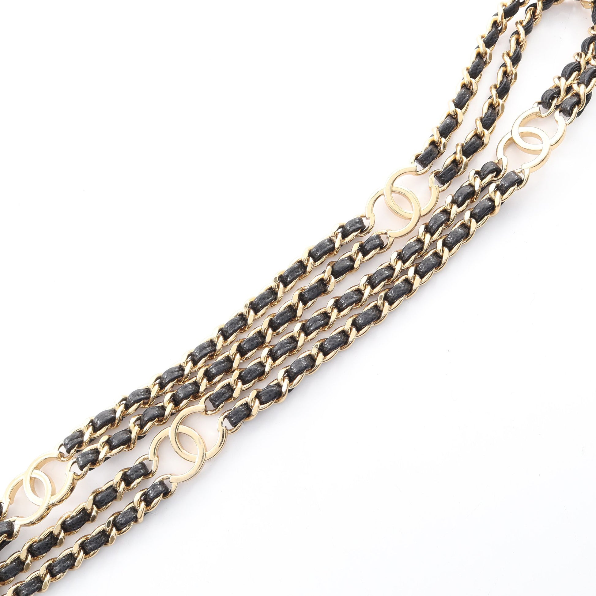 マトラッセ チェーンショルダーバッグ キャビアスキン ブラック ゴールド金具 シャネル バッグ CHANEL