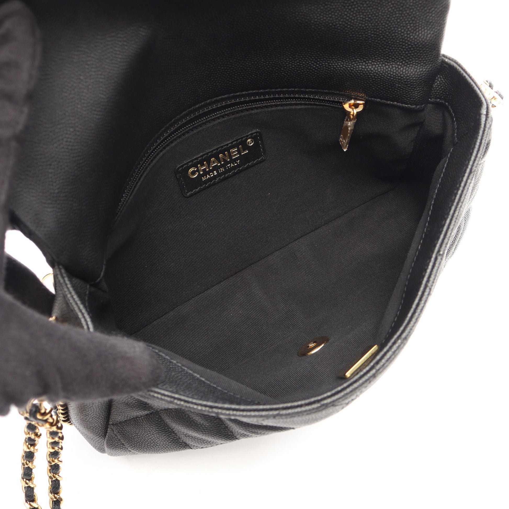 マトラッセ チェーンショルダーバッグ キャビアスキン ブラック ゴールド金具 シャネル バッグ CHANEL