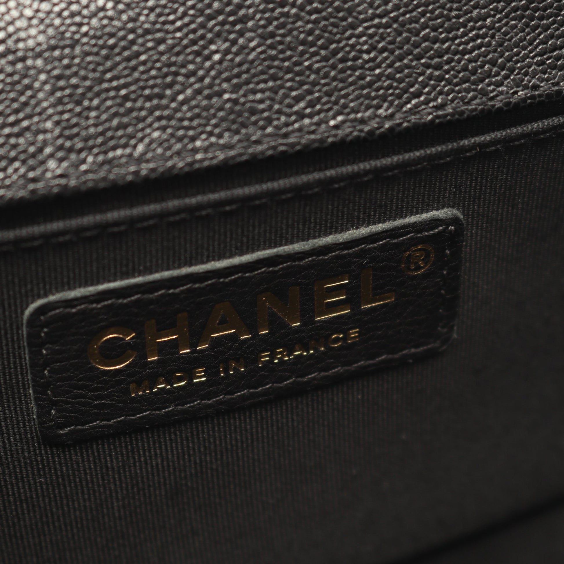ボーイシャネル スモール チェーンショルダーバッグ キャビアスキン ブラック ゴールド金具 シャネル バッグ CHANEL