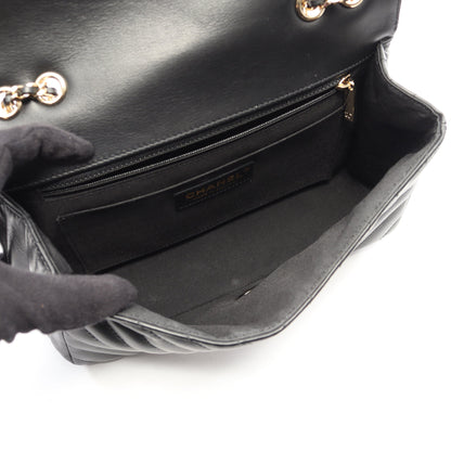 Vステッチ シェブロン フルフラップ Wチェーンショルダーバッグ ラムスキン ブラック ゴールド金具 シャネル バッグ CHANEL