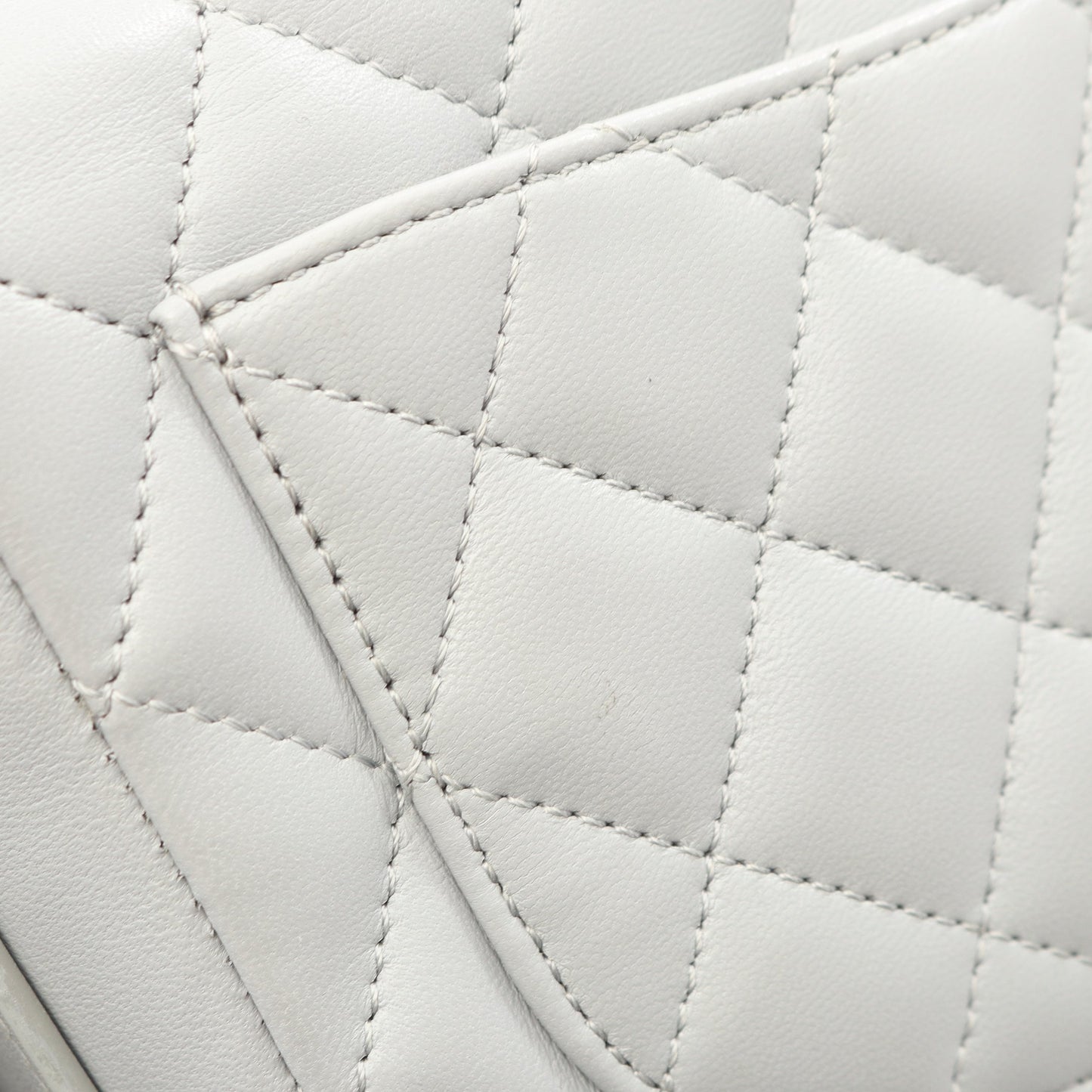 マトラッセ フリル ショルダーバッグ ラムスキン グレー ゴールド金具 シャネル バッグ CHANEL