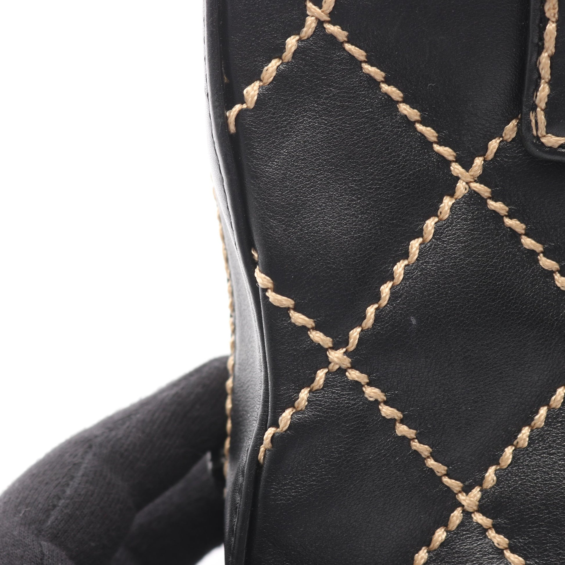 ワイルドステッチ ハンドバッグ レザー ブラック ゴールド金具 シャネル バッグ CHANEL