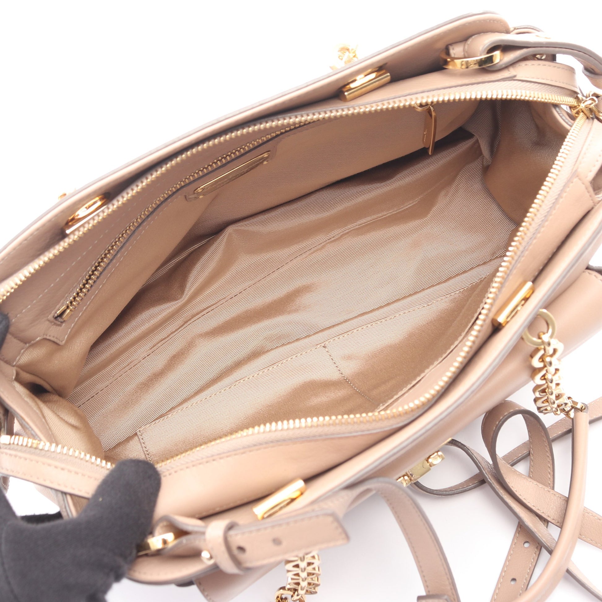 ガンチーニ 2WAY ハンドバッグ チェーンハンドバッグ レザー グレーベージュ サルヴァトーレフェラガモ バッグ Salvatore Ferragamo