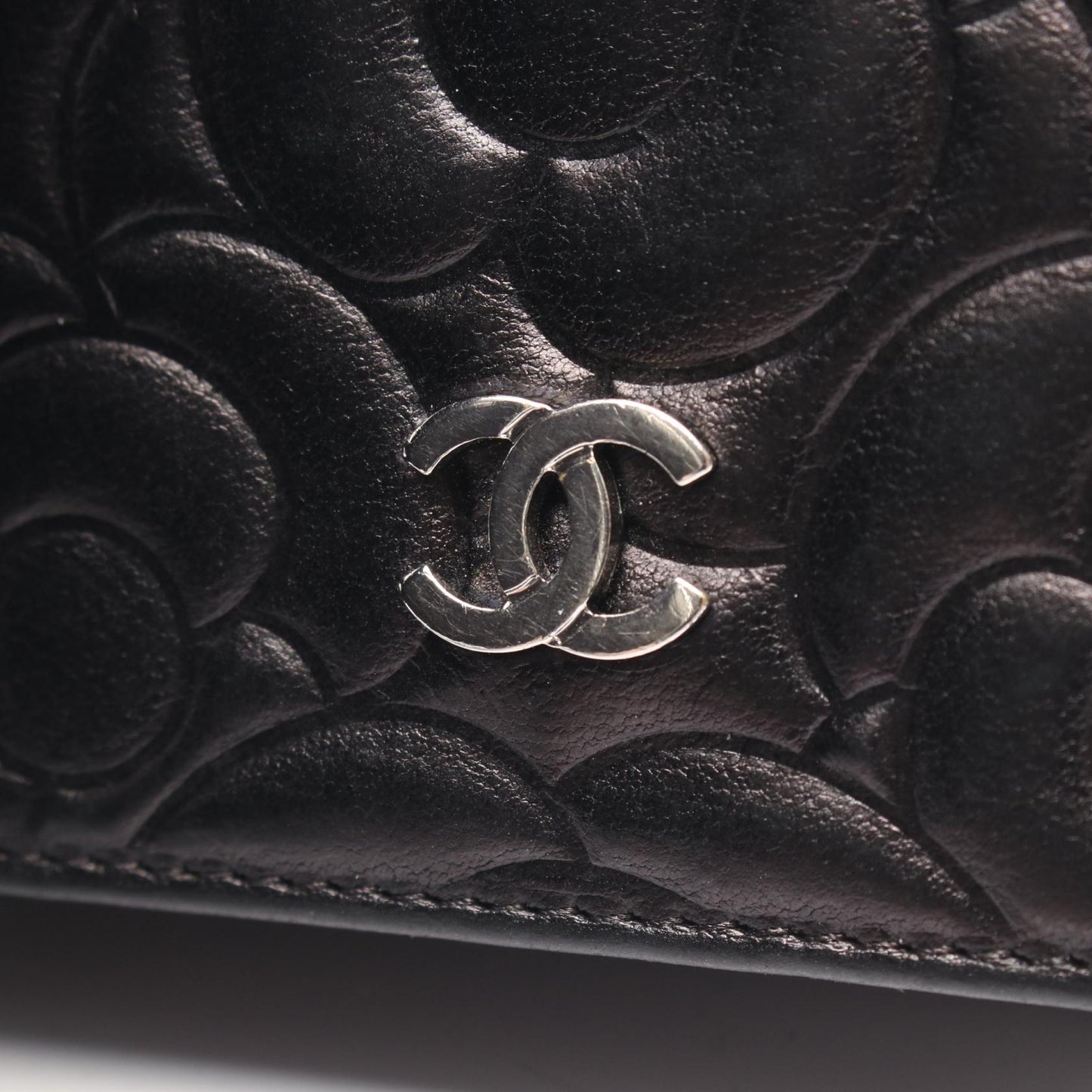 カメリア ココマーク 三つ折り財布 レザー ブラック シルバー金具 シャネル 財布・小物 CHANEL