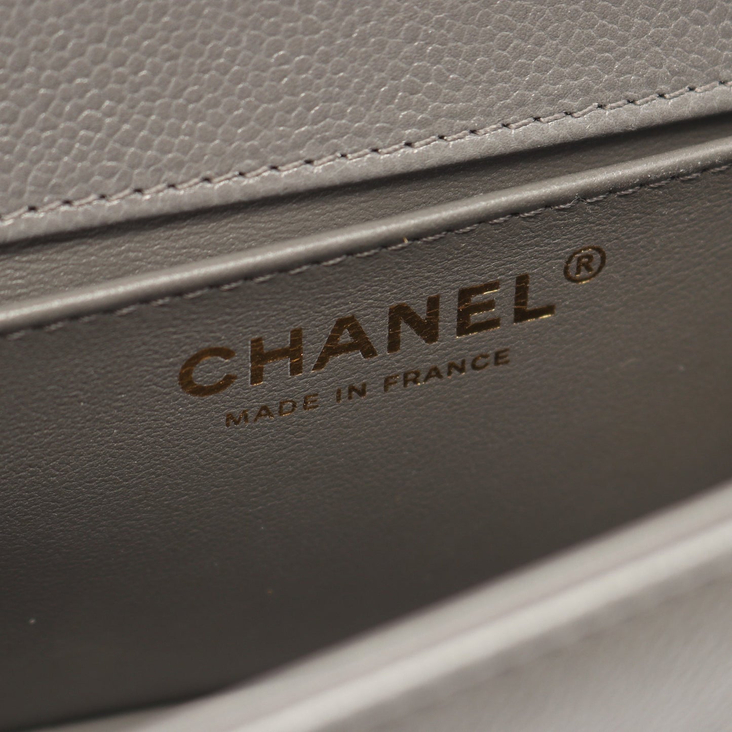 ボーイシャネル スモール チェーンショルダーバッグ キャビアスキン グレー ゴールド金具 シャネル バッグ CHANEL