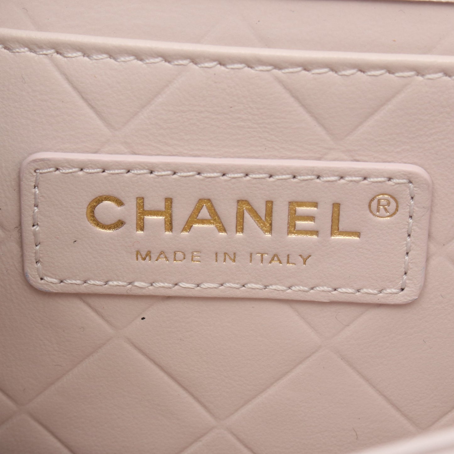 マトラッセ チェーンショルダーバッグ レザー ライトピンク ゴールド金具 シャネル バッグ CHANEL