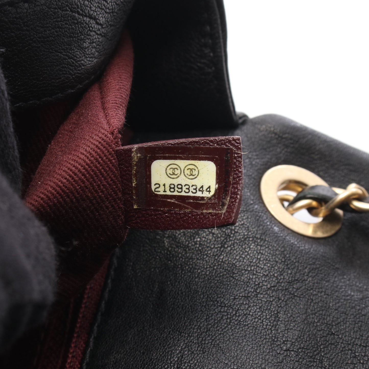 シェブロン Vステッチ チェーンショルダーバッグ レザー ブラック ゴールド金具 シャネル バッグ CHANEL