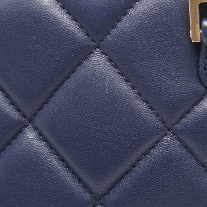 マトラッセ チェーンショルダーバッグ レザー ネイビー ゴールド金具 シャネル バッグ CHANEL