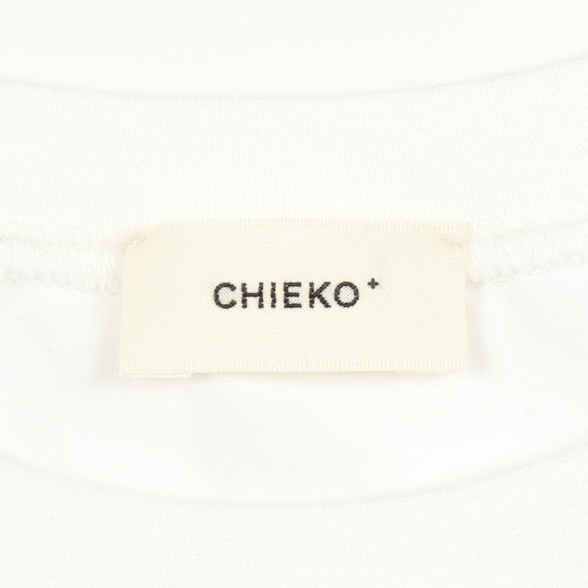 サイドスリット クルーネック カットソー コットン ホワイト チエコプラス トップス CHIEKO＋
