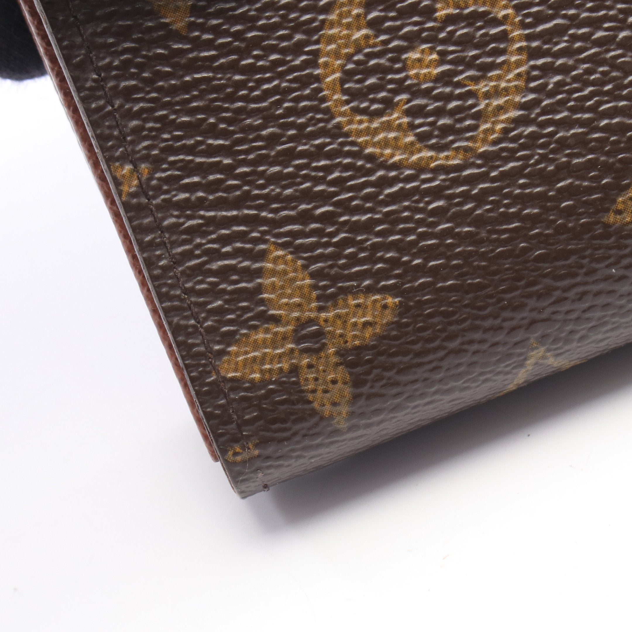 Louis Vuitton ポルトモネビエ・トレゾールモノグラム ルイヴィトン モノグラム ポルトモネビエ トレゾール 二つ折り財布 L
