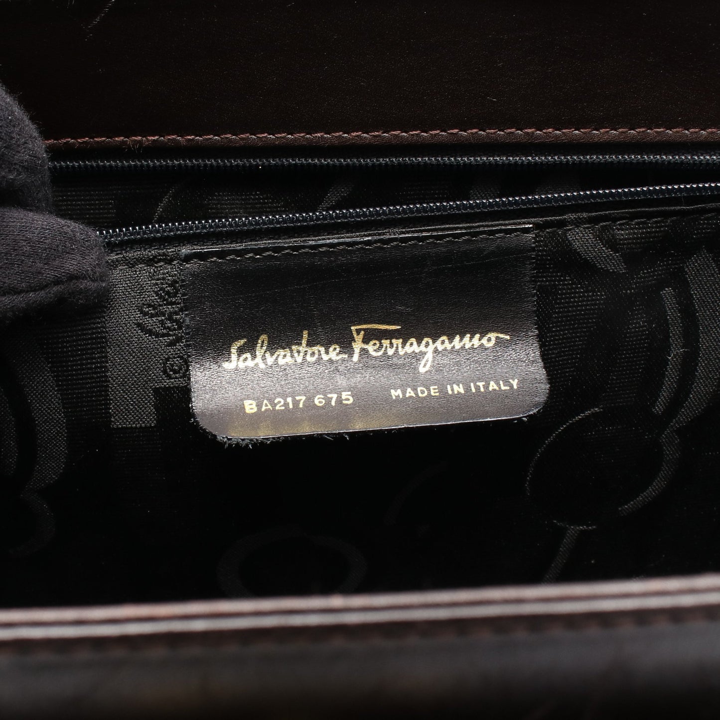 ヴァラリボン ショルダーバッグ レザー ダークブラウン サルヴァトーレフェラガモ バッグ Salvatore Ferragamo