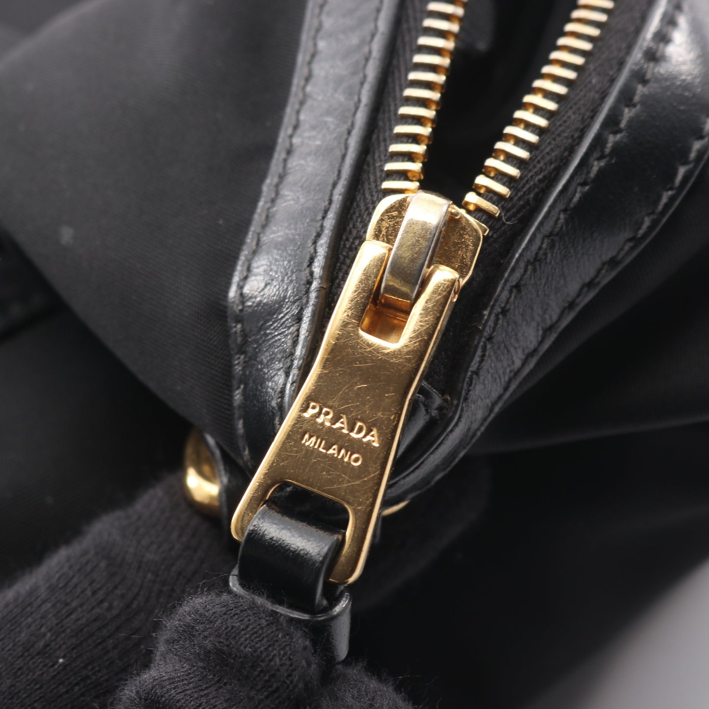 ハンドバッグ ナイロン レザー ブラック プラダ バッグ PRADA