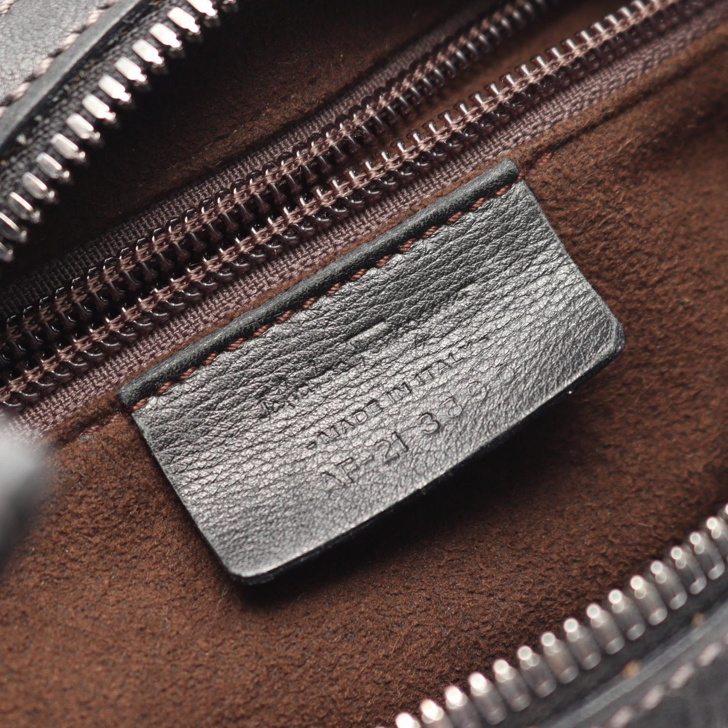ガンチーニ ワンショルダーバッグ レザー ブラック サルヴァトーレフェラガモ バッグ Salvatore Ferragamo