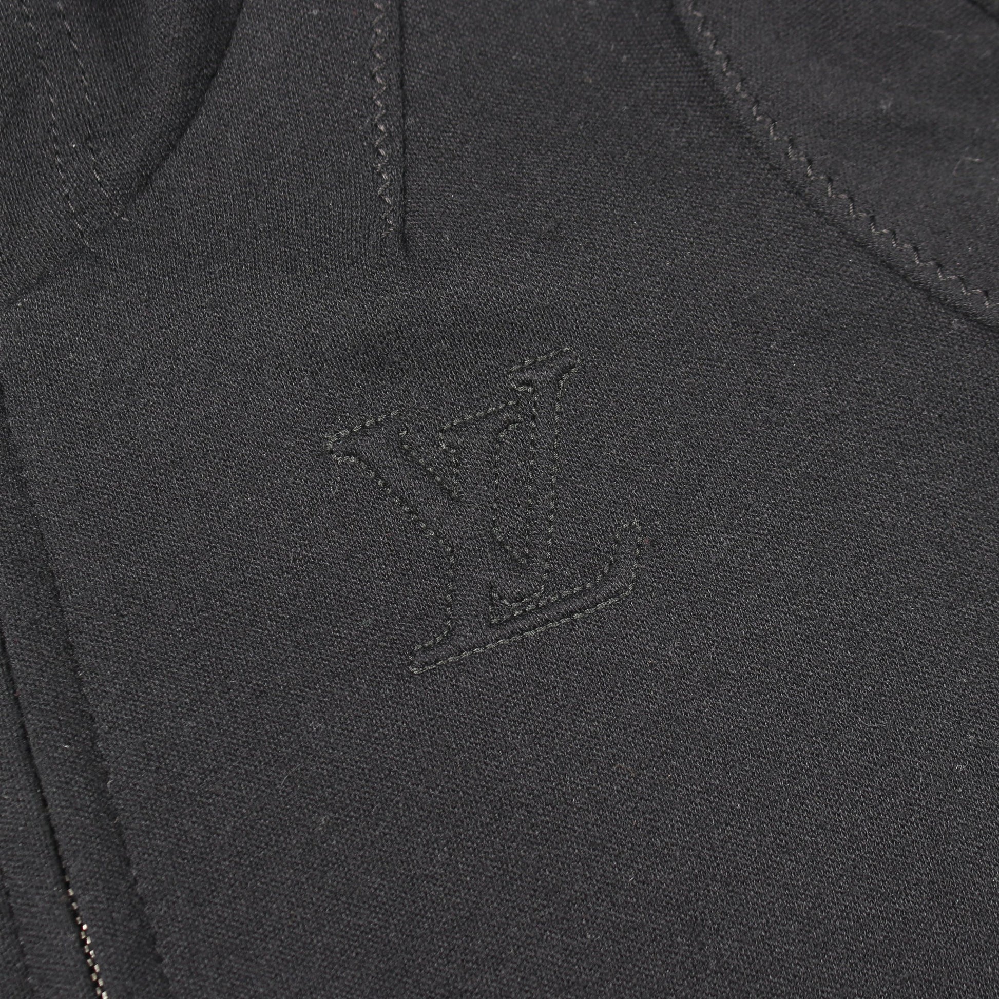 LVロゴ ジップアップパーカー カシミヤ コットン ブラック ルイヴィトン トップス LOUIS VUITTON