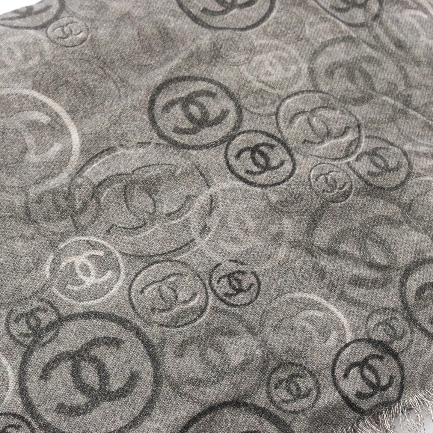 ココマーク ポンチョ ストール カシミヤ グレー ブラック シャネル 財布・小物 CHANEL