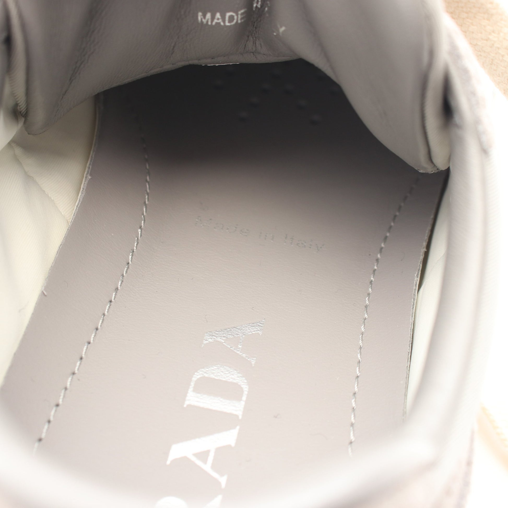 ダウンタウン スニーカー ナイロン スエード グレー プラダ シューズ PRADA