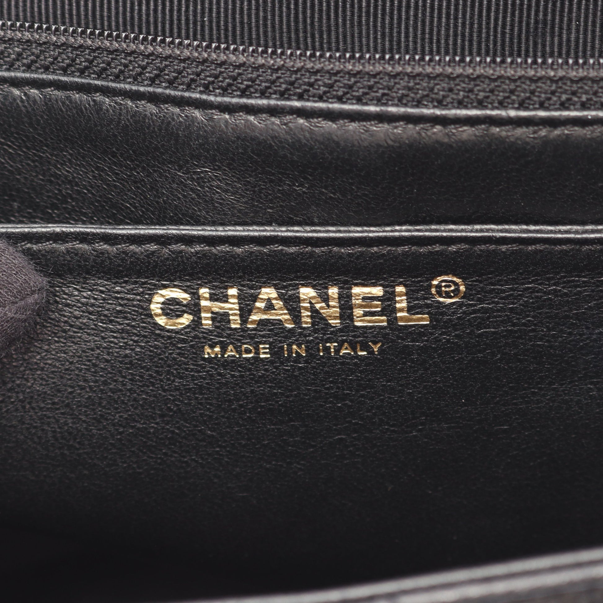 マトラッセ ハンドバッグ キャビアスキン ブラック ゴールド金具 シャネル バッグ CHANEL