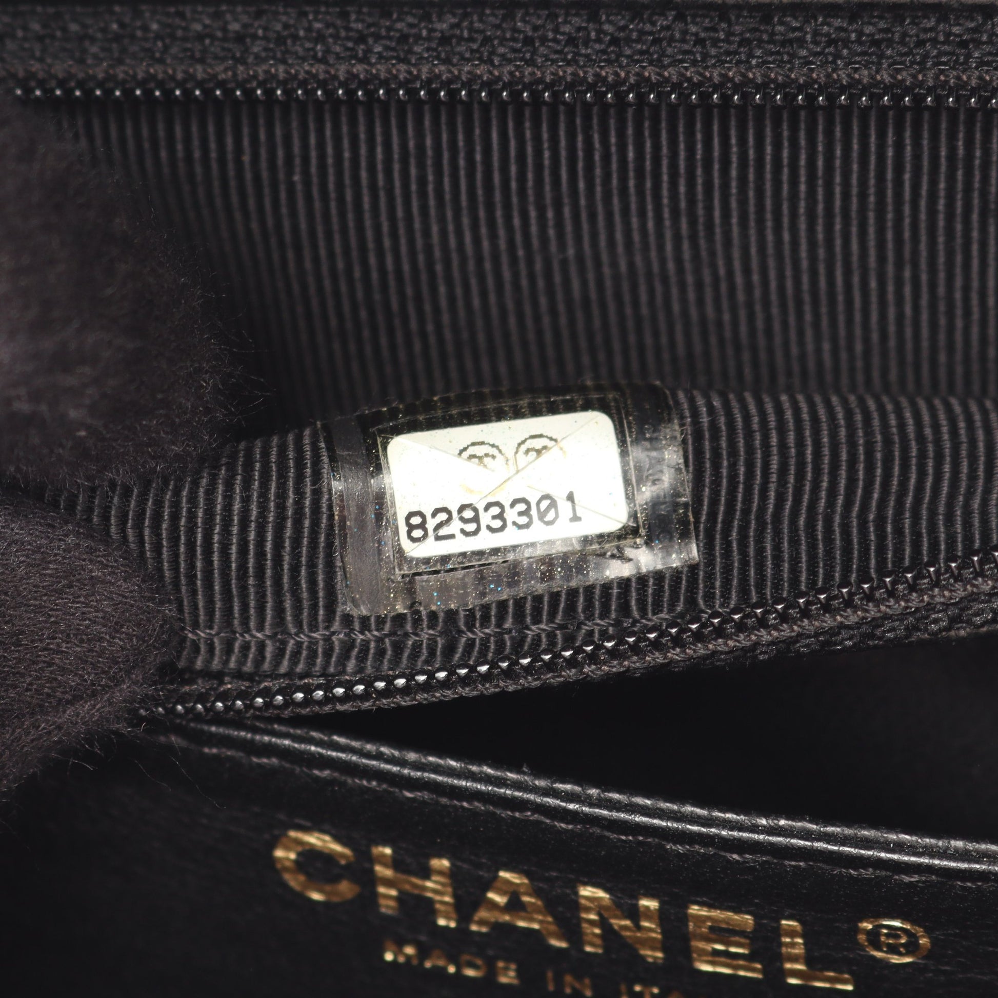 マトラッセ ハンドバッグ キャビアスキン ブラック ゴールド金具 シャネル バッグ CHANEL