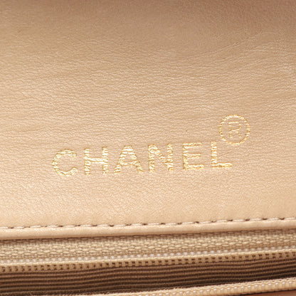 Vステッチ ショルダーバッグ ラムスキン ベージュ ゴールド金具 シャネル バッグ CHANEL