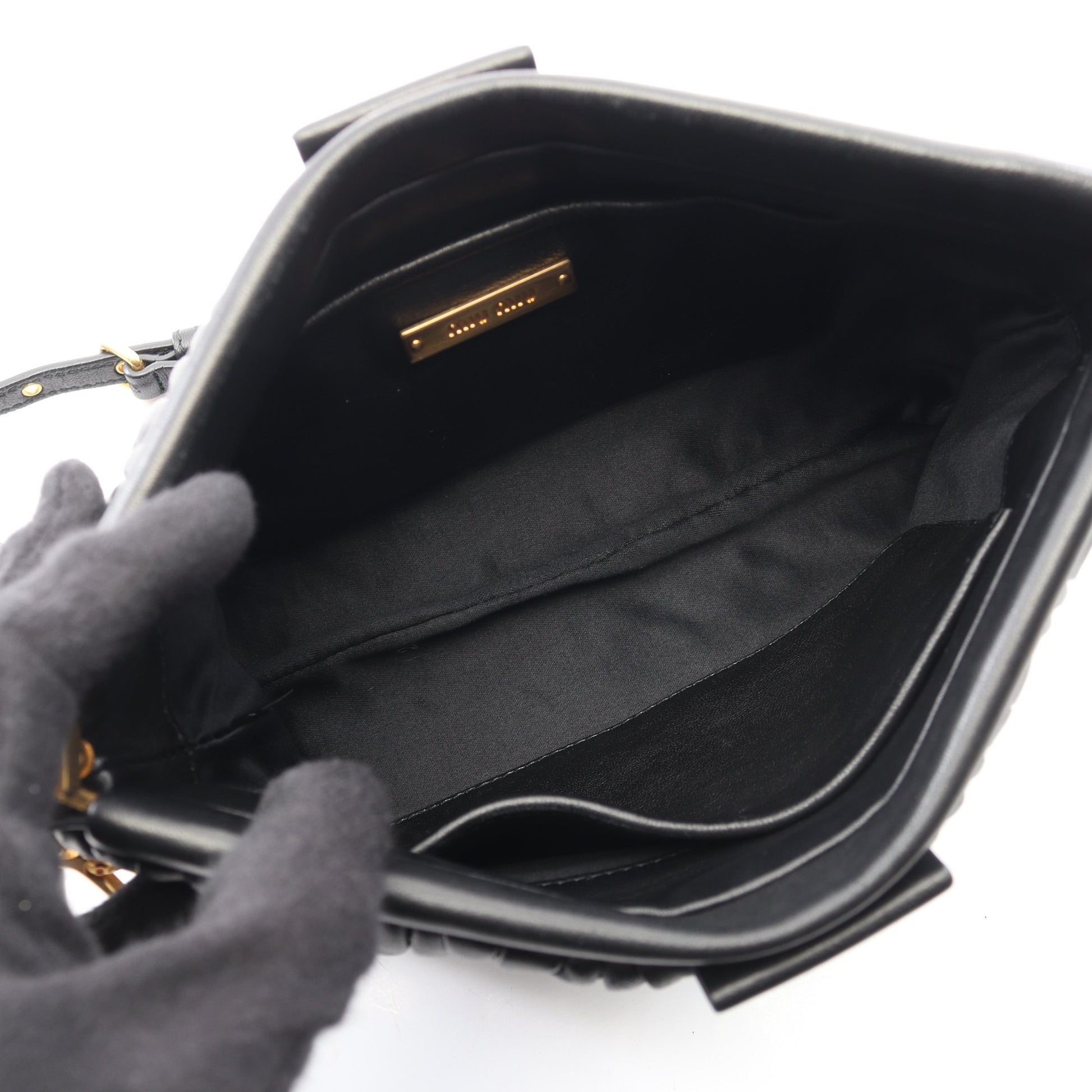 マテラッセ ショルダーバッグ レザー ブラック ミュウミュウ バッグ miu miu