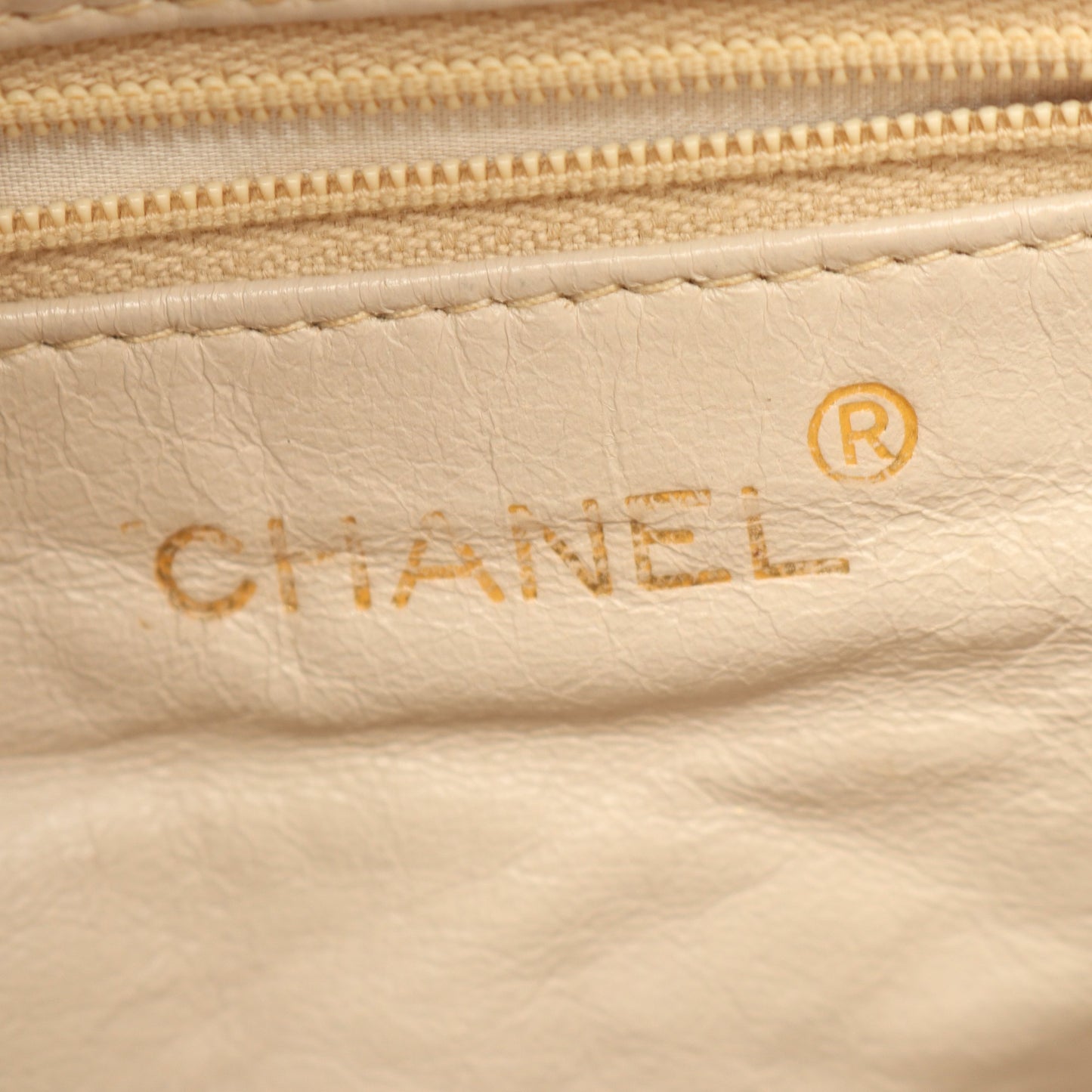 マトラッセ ショルダーバッグ ラムスキン ベージュ ゴールド金具 ヴィンテージ シャネル バッグ CHANEL