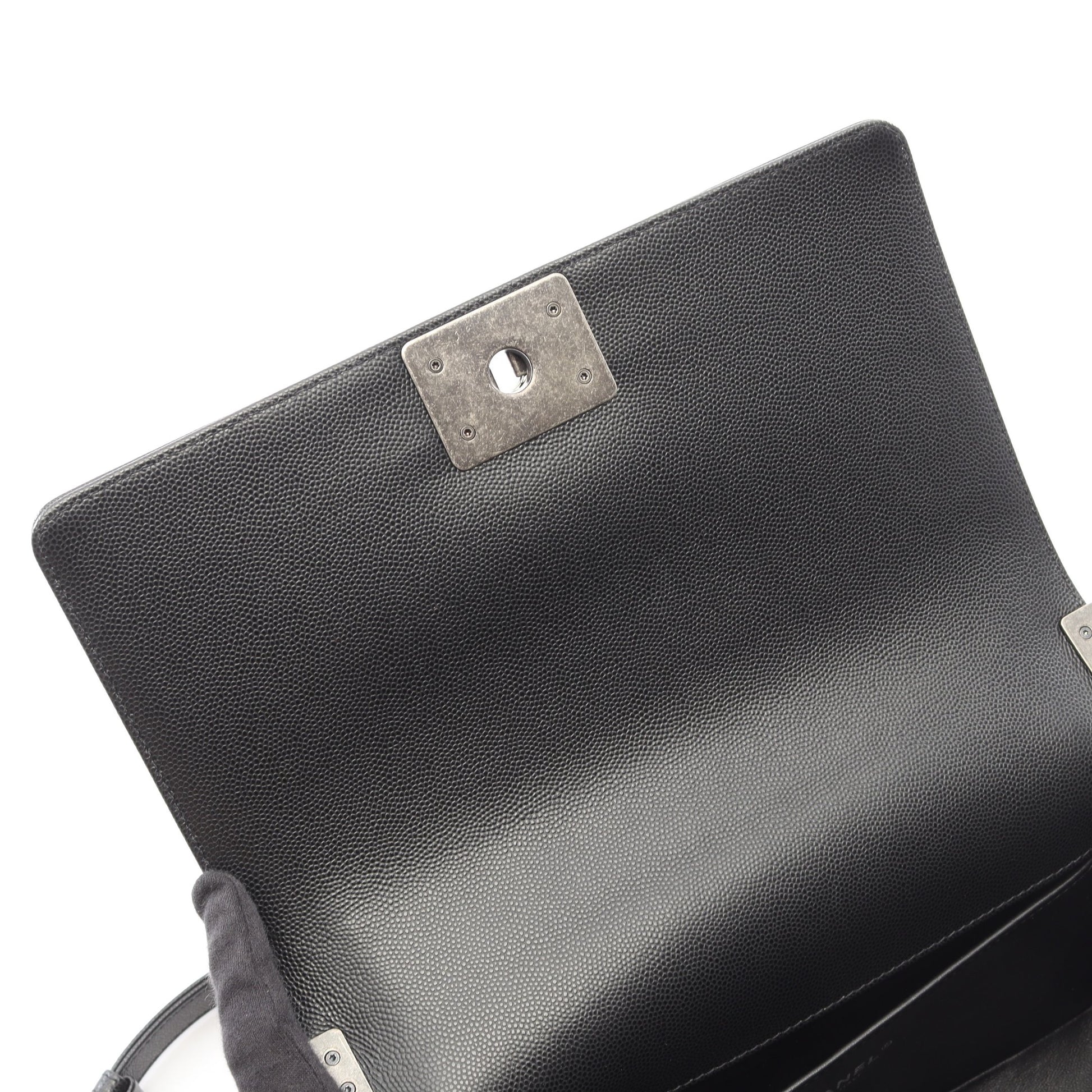 ボーイシャネル チェーンショルダーバッグ キャビアスキン ブラック シルバー金具 シャネル バッグ CHANEL