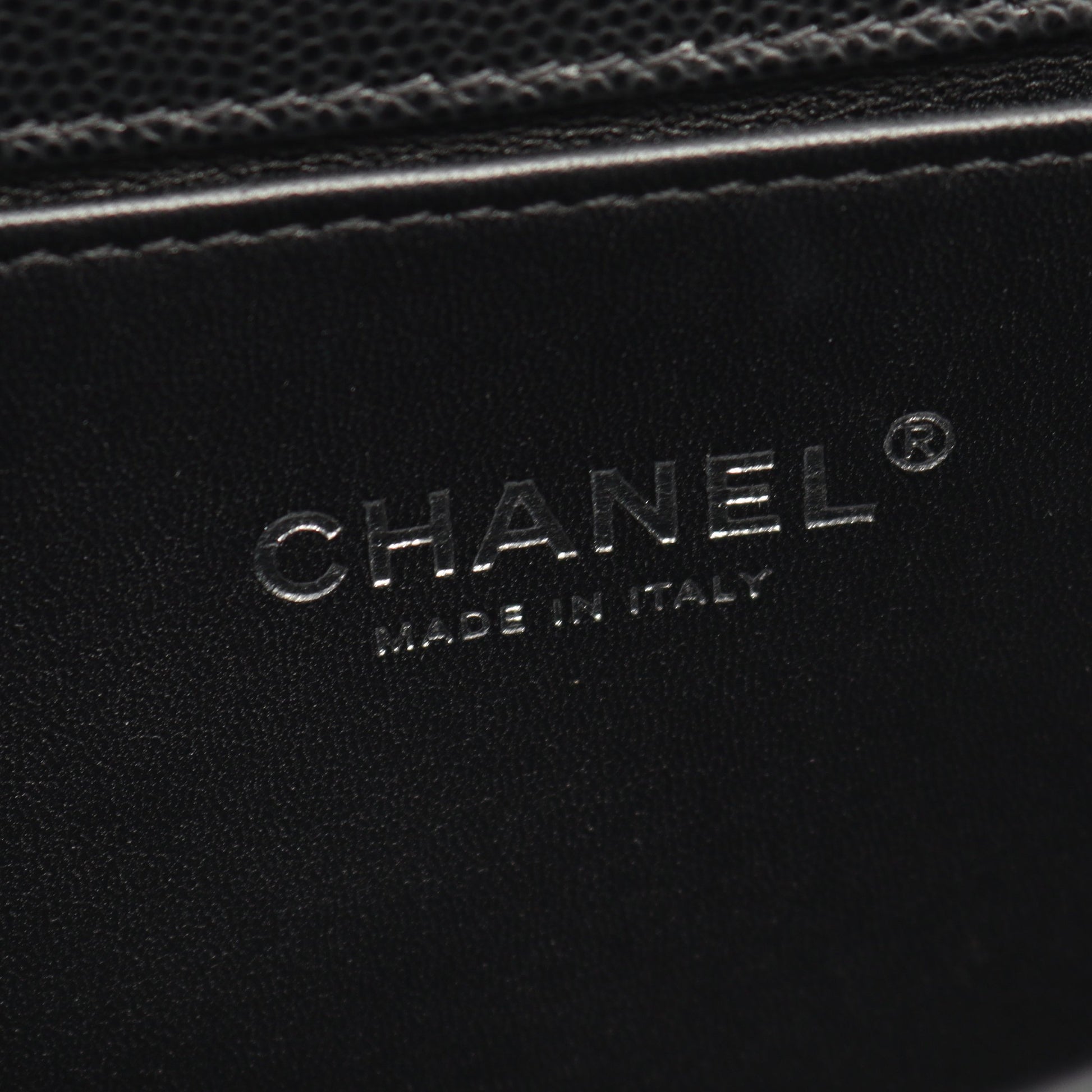 ボーイシャネル チェーンショルダーバッグ キャビアスキン ブラック シルバー金具 シャネル バッグ CHANEL