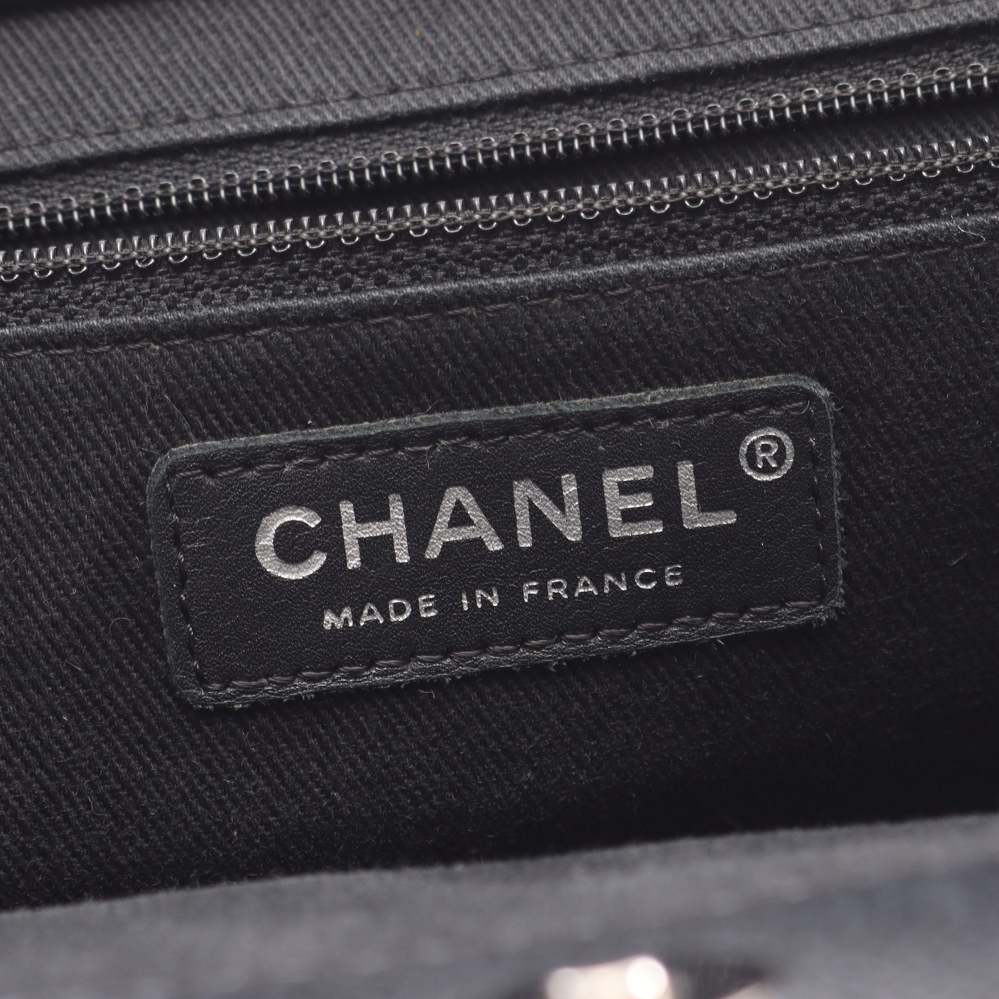 マトラッセ チェーンショルダーバッグ キャビアスキン ブラック シルバー金具 シャネル バッグ CHANEL