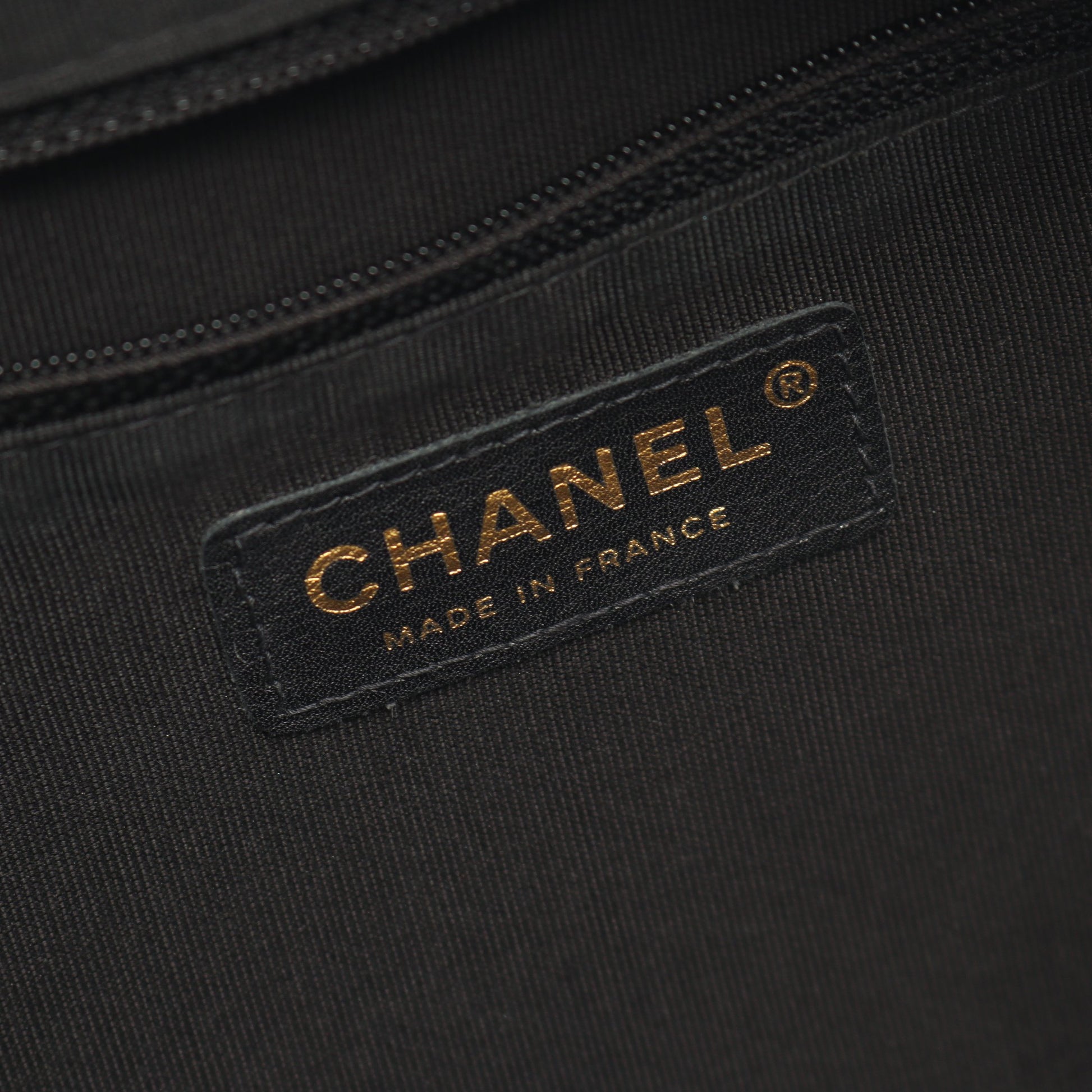 マトラッセ ハンドバッグ ミニボストンバッグ キャビアスキン ブラック ゴールド金具 シャネル バッグ CHANEL
