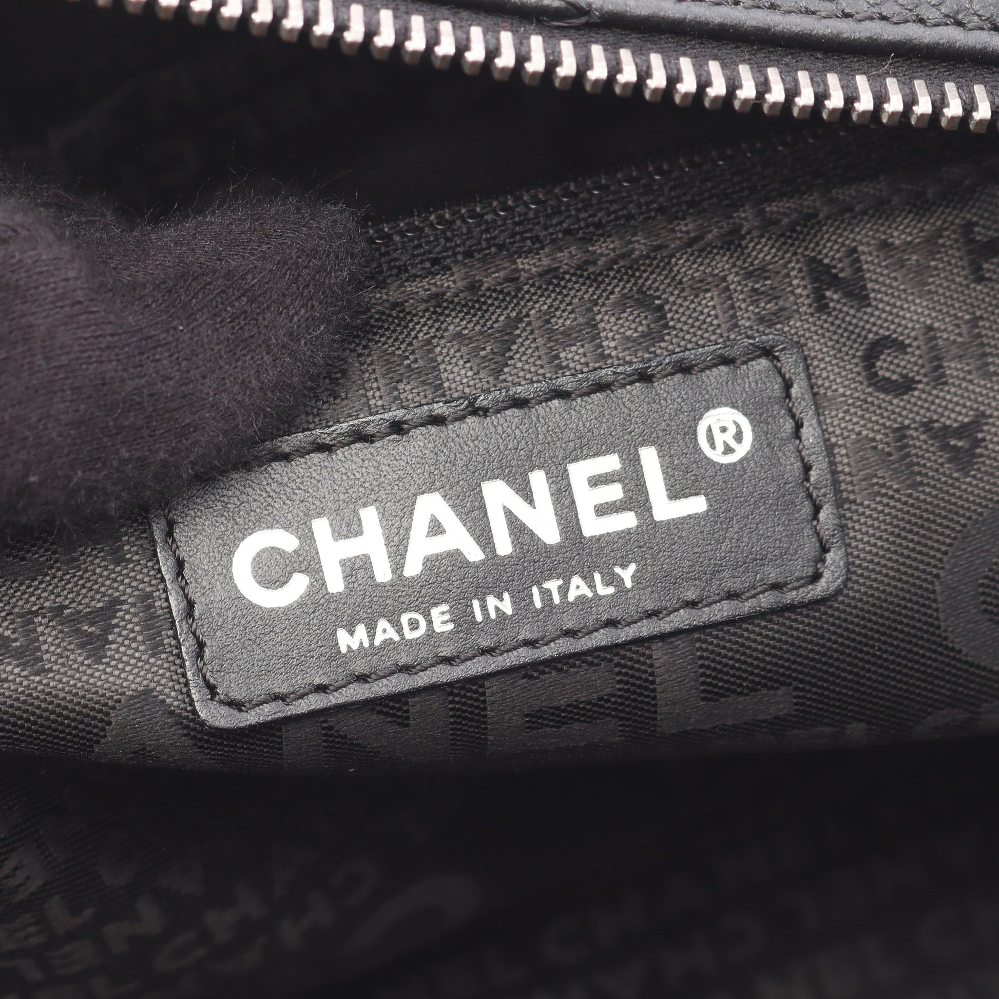 チョコバー ハンドバッグ ミニボストンバッグ ソフトキャビアスキン ブラック シルバー金具 シャネル バッグ CHANEL