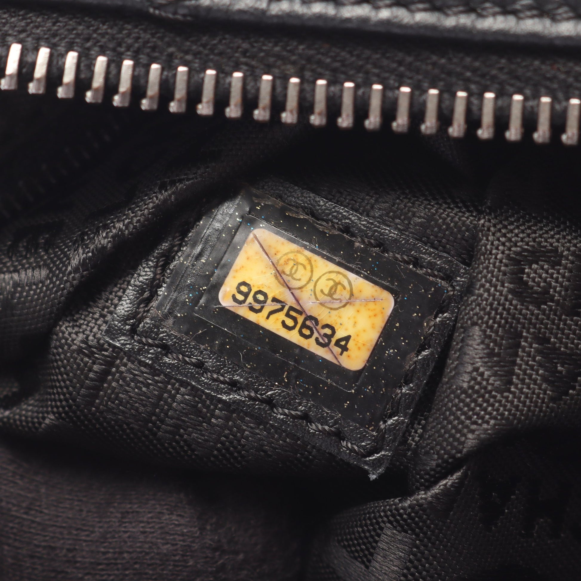 チョコバー ハンドバッグ ミニボストンバッグ ソフトキャビアスキン ブラック シルバー金具 シャネル バッグ CHANEL