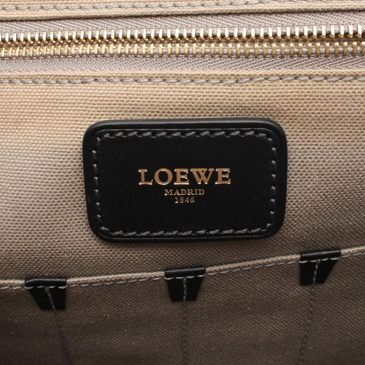 アナグラム ショルダーバッグ PVC レザー グレー ブラック ロエベ バッグ LOEWE
