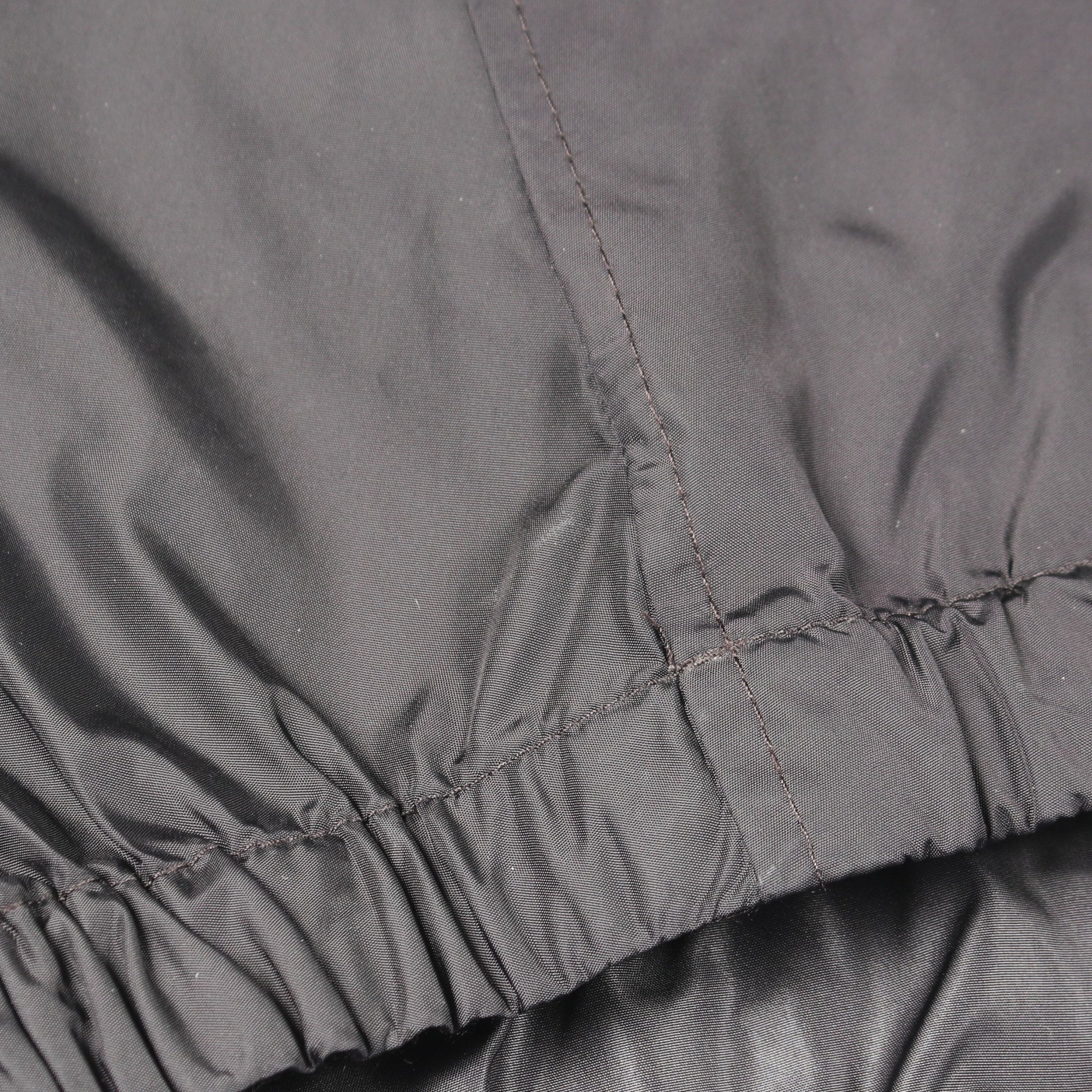 BOISSAARD フード付き ジャケット ナイロン ブラック モンクレール アウター MONCLER