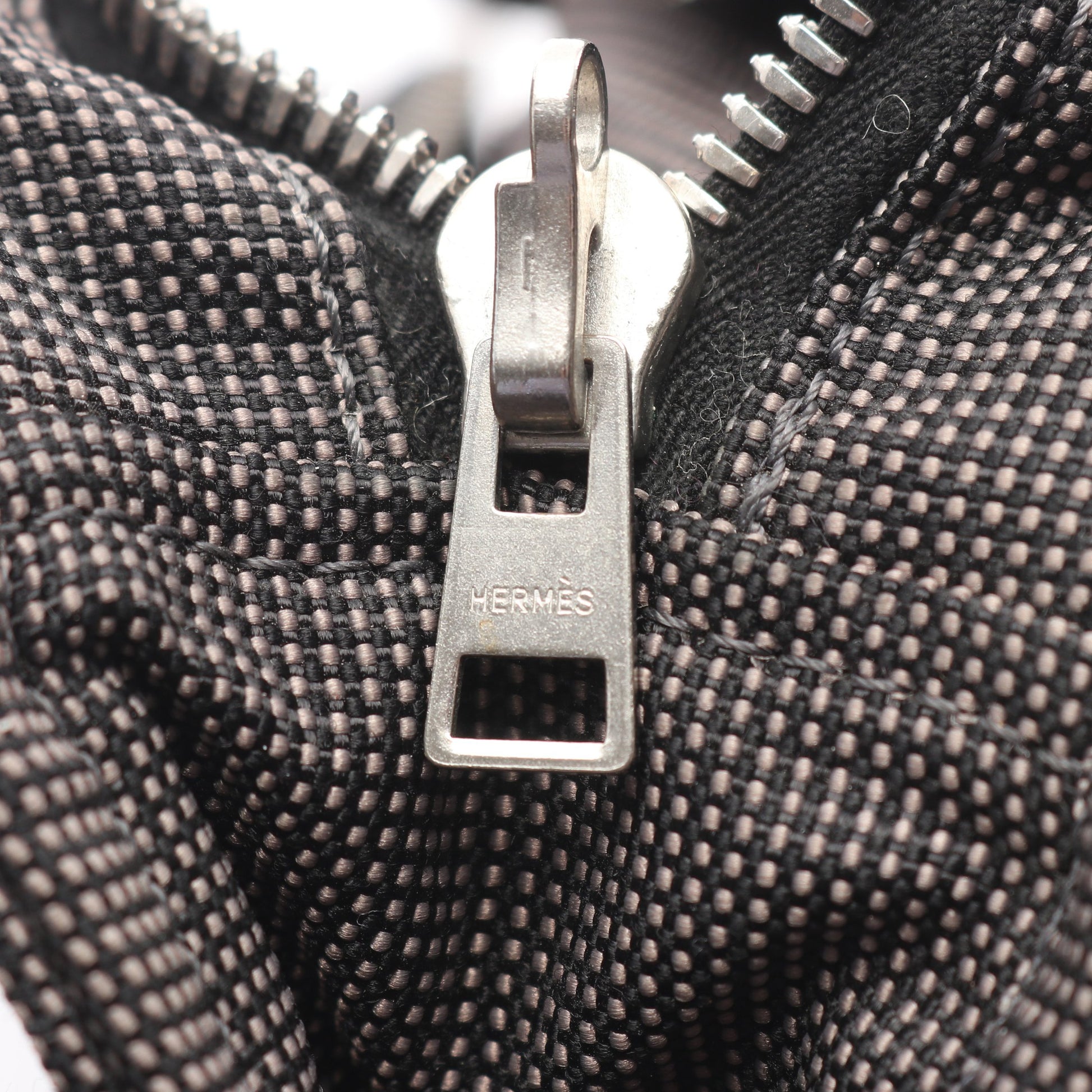 エールラインPM ハンドバッグ トートバッグ ナイロンキャンバス ダークグレー シルバー金具 エルメス バッグ HERMES
