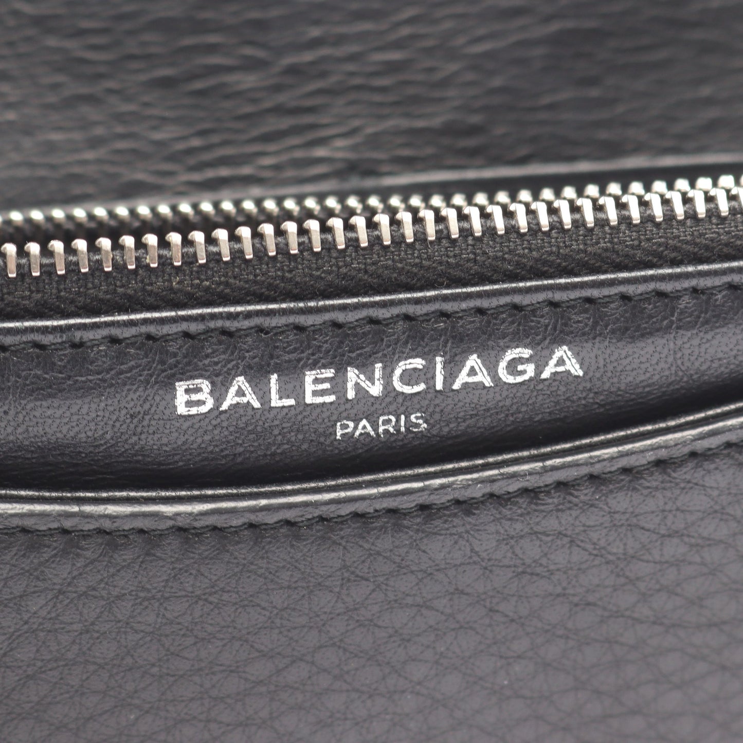 エブリデイ チェーンショルダーバッグ レザー ブラック バレンシアガ バッグ BALENCIAGA