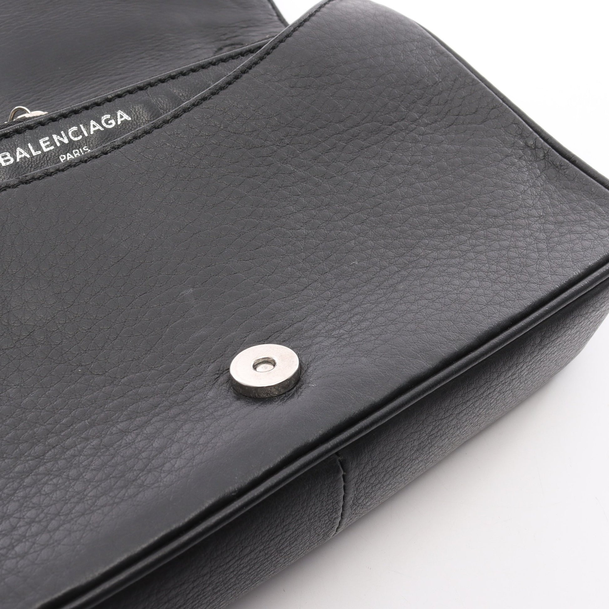 エブリデイ チェーンショルダーバッグ レザー ブラック バレンシアガ バッグ BALENCIAGA