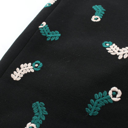 PETAL FEATHER 花柄刺繍 ノーカラー コート ウール ブラック マルチカラー ミナペルホネン