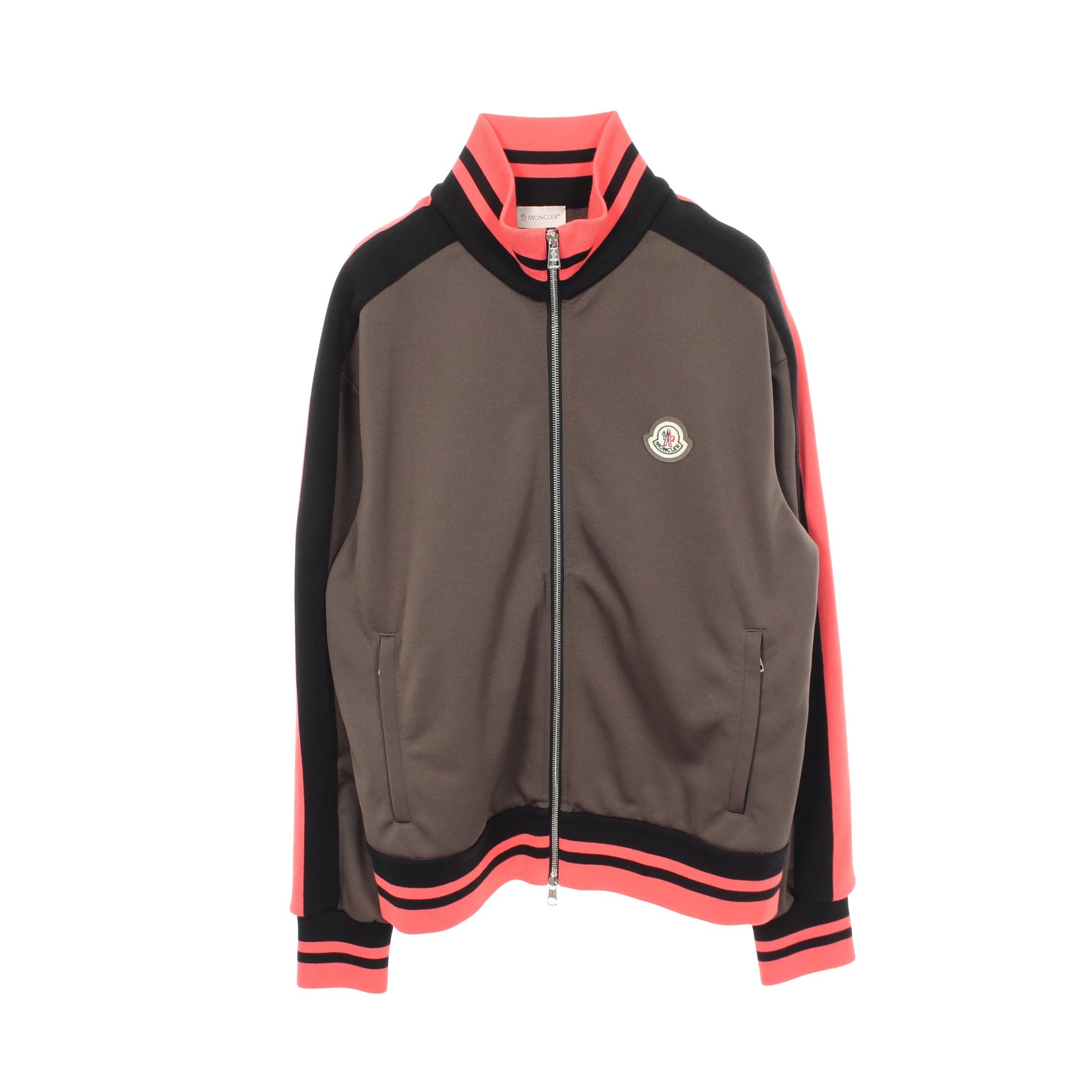 値下げ！MONCLER ブラック フリルジャケット 腕ワッペン モンクレールワッペン 値下げ MONCLER ブラック フリルジャケット 腕