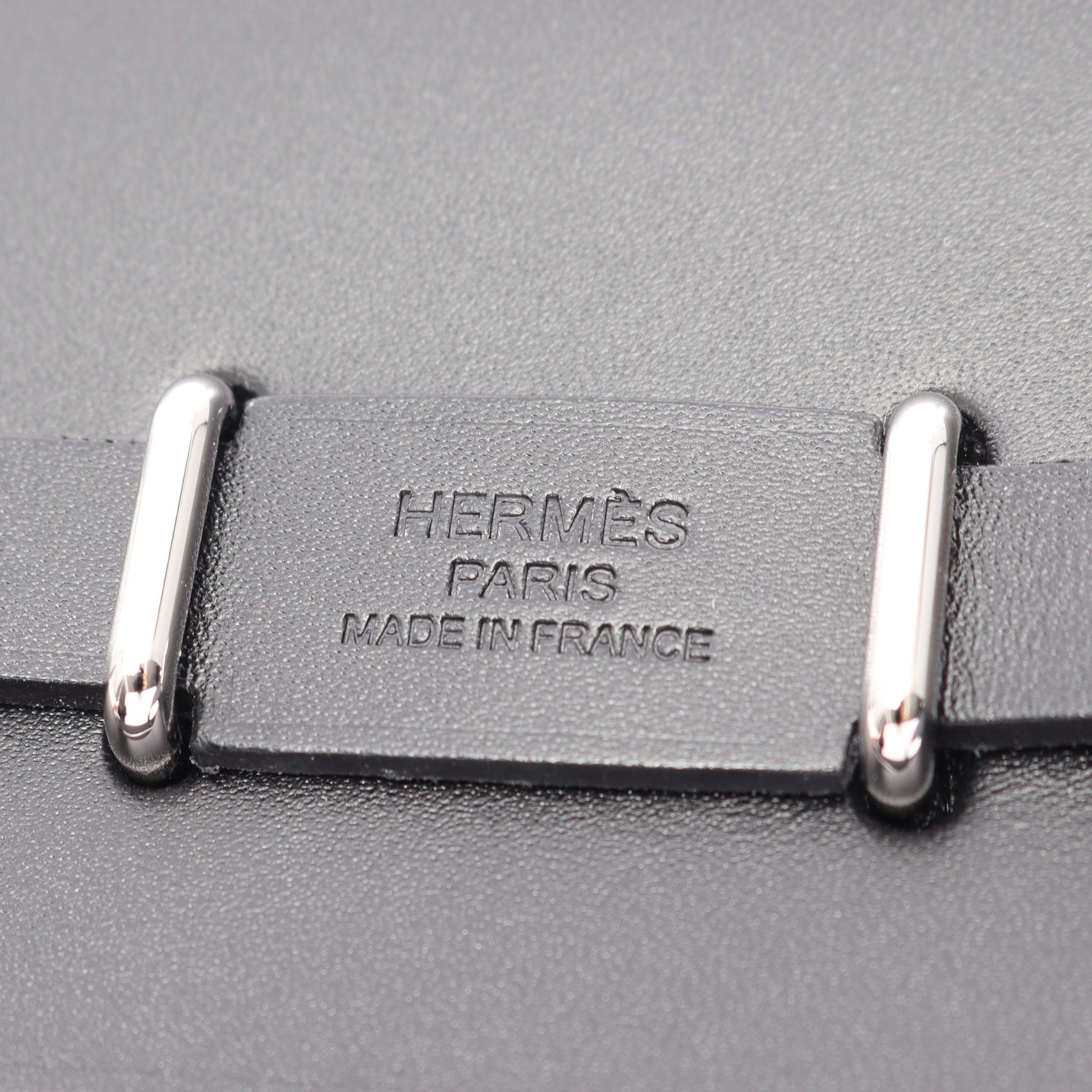 エルメス エールバッグジップ PM トワルミリタリー/ヴァッシュハンター W刻印 HERMES（エルメス） エールバッグ ジップ PM ブラック W刻印(2024年頃