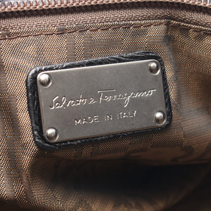 ガンチーニ ショルダーバッグ レザー ブラック サルヴァトーレフェラガモ バッグ Salvatore Ferragamo