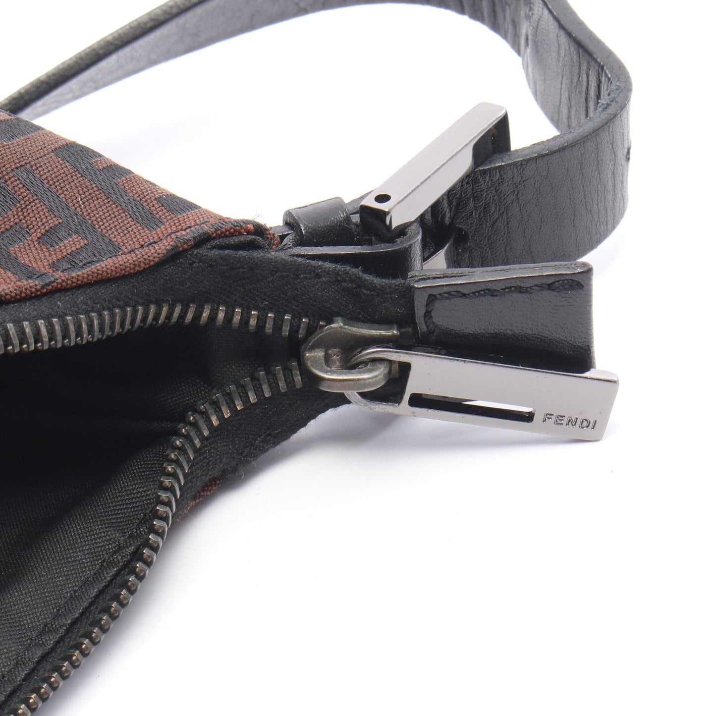 ズッキーノ ショルダーバッグ ナイロン レザー ブラウン ブラック フェンディ バッグ FENDI