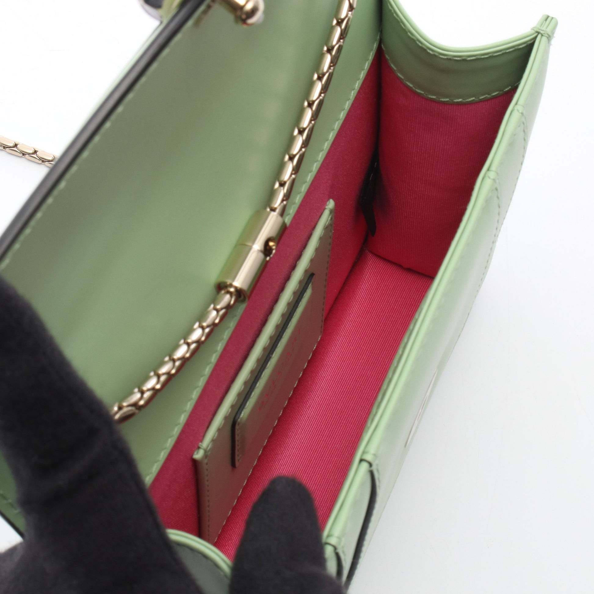 セルペンティ フォーエバー ショルダーバッグ チェーンショルダーバッグ レザー ライトグリーン ブルガリ バッグ BVLGARI