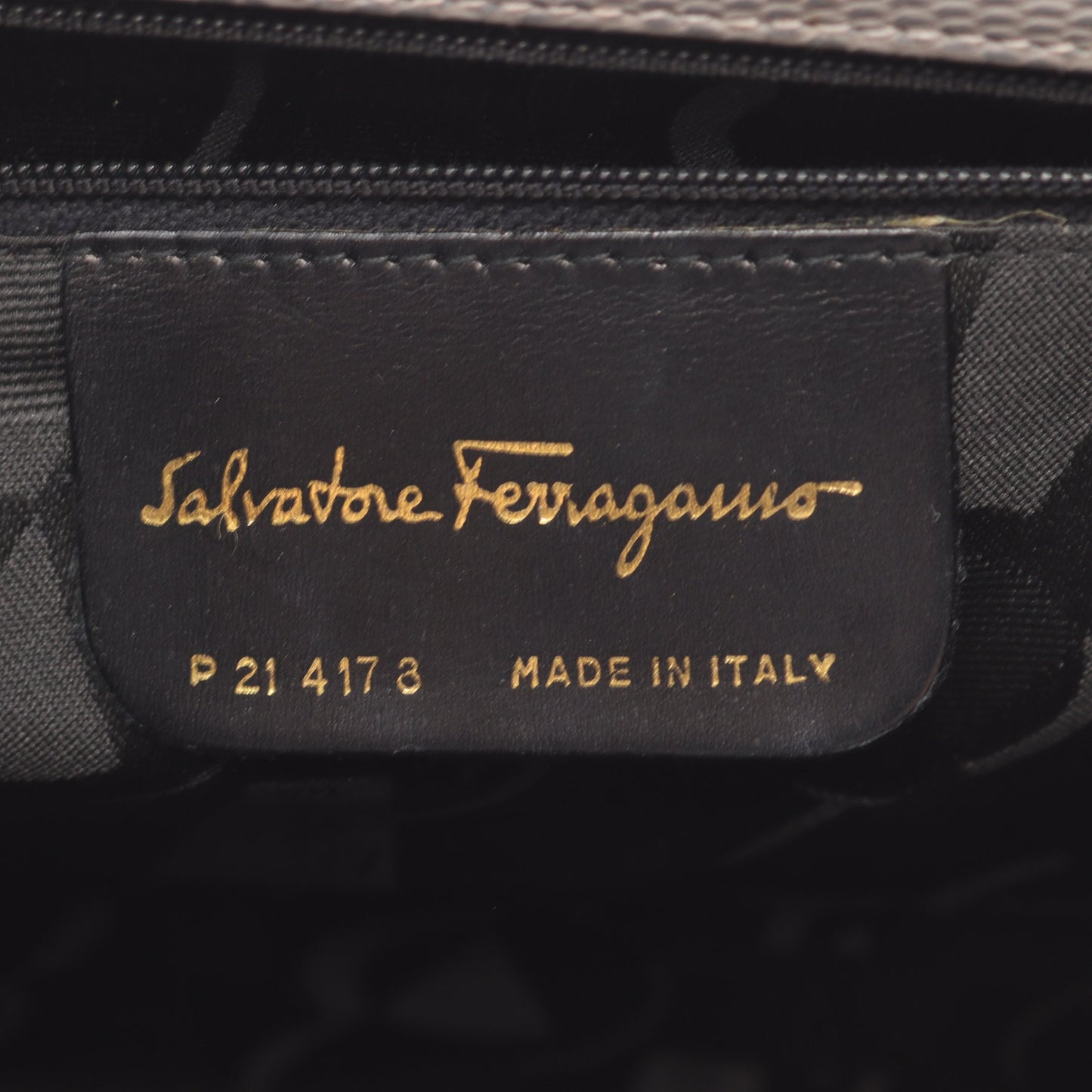 ヴァラリボン 2WAY ハンドバッグ レザー グレー サルヴァトーレフェラガモ バッグ Salvatore Ferragamo