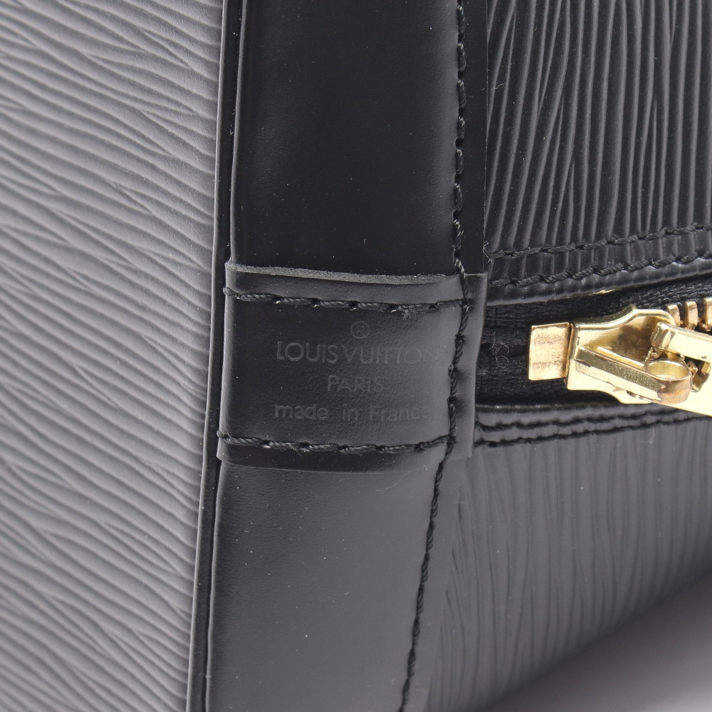 アルマ エピ ノワール ハンドバッグ レザー ブラック ルイヴィトン バッグ LOUIS VUITTON